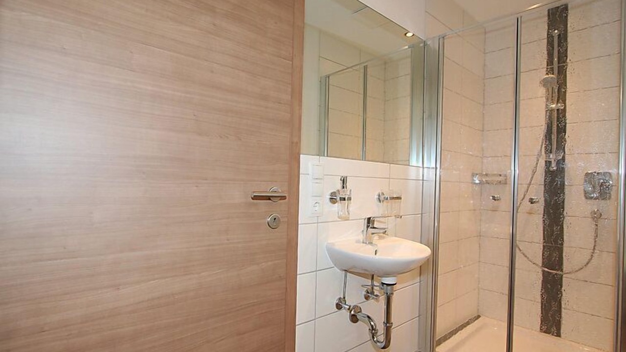 Photo of Bathroom in See