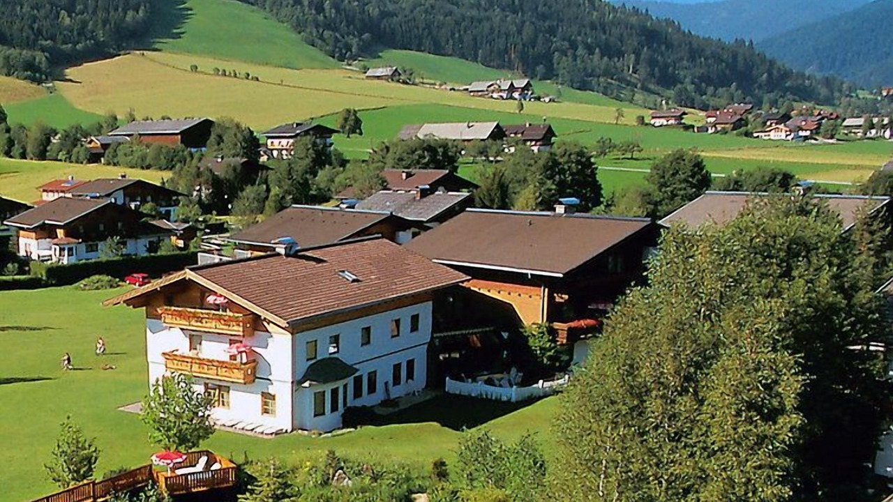 Photo of Others in Flachau