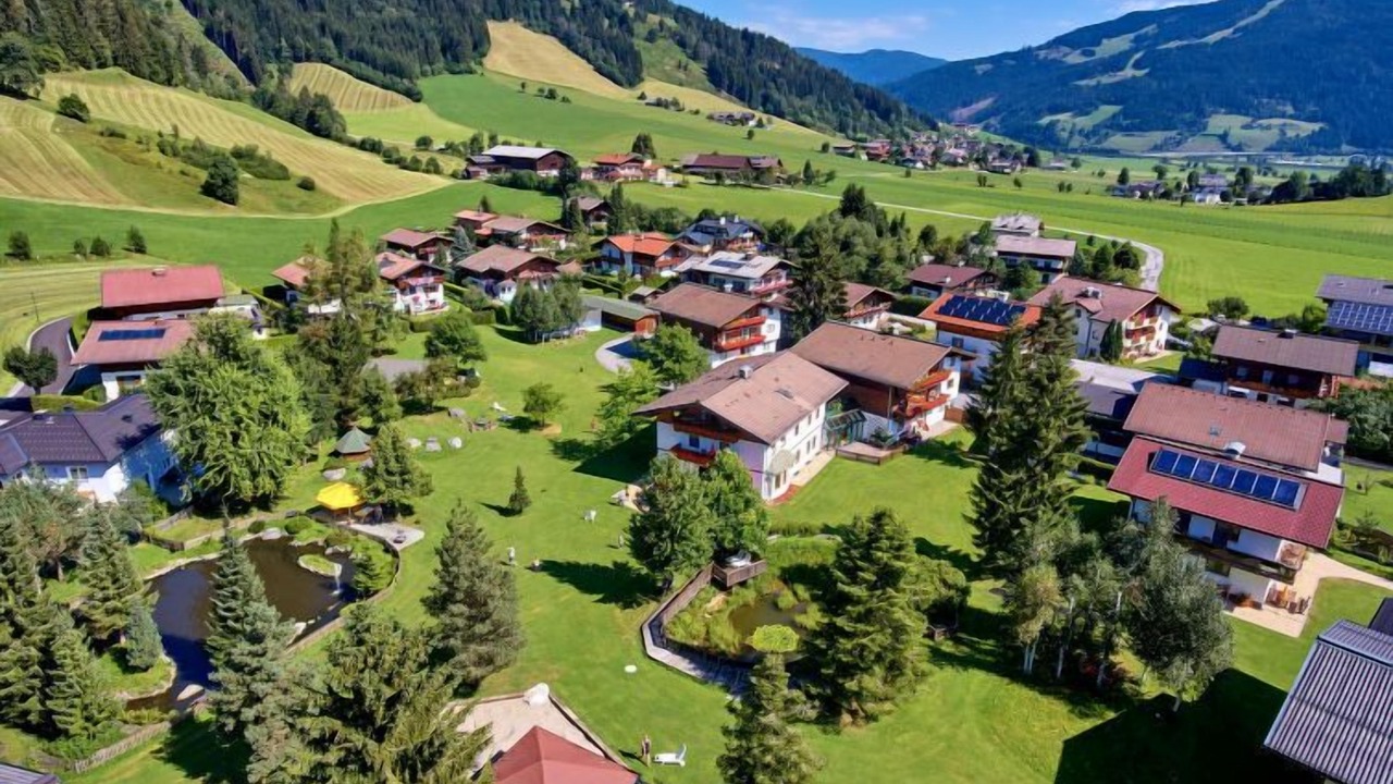 Photo of Others in Flachau