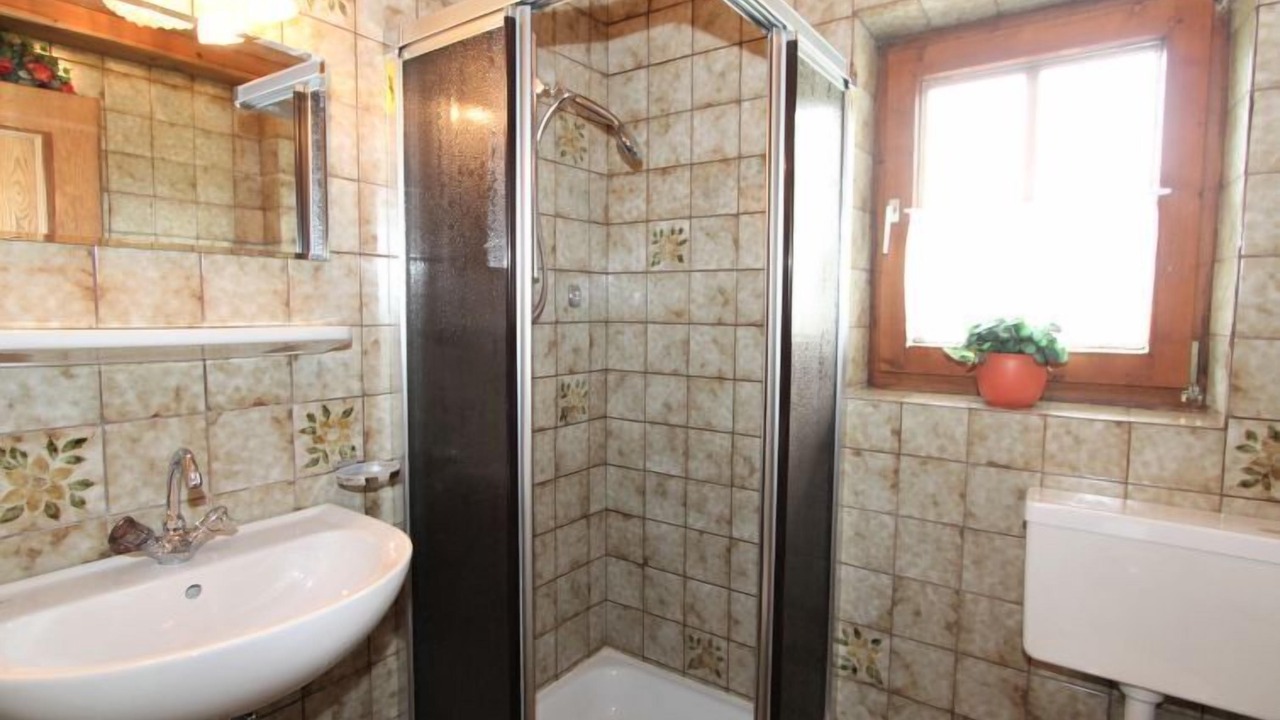 Photo of Bathroom in Stumm