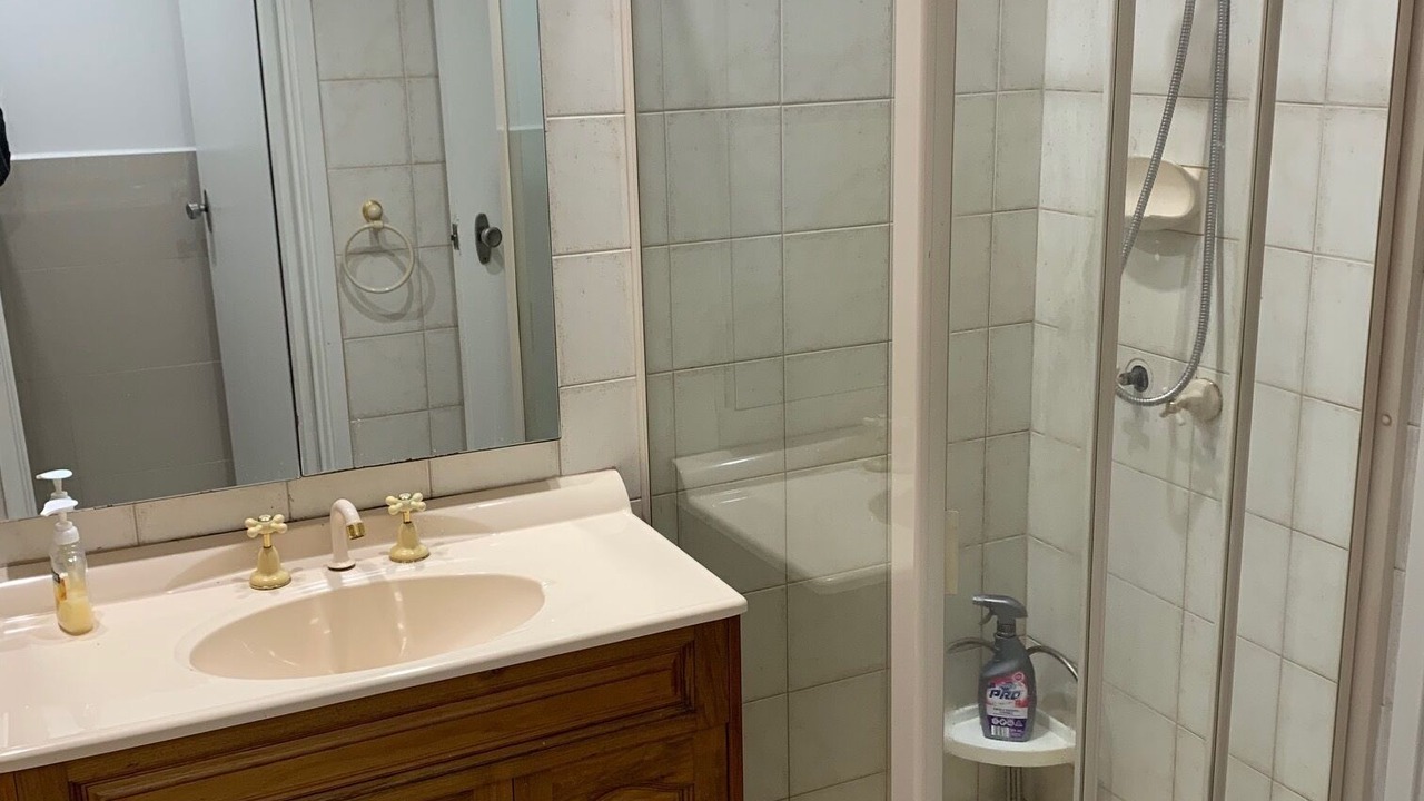 Photo of Bathroom in Scoresby