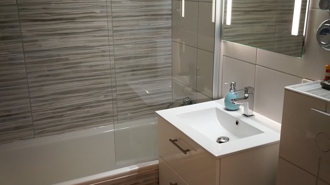 Photo of Bathroom in Neue Tiefe