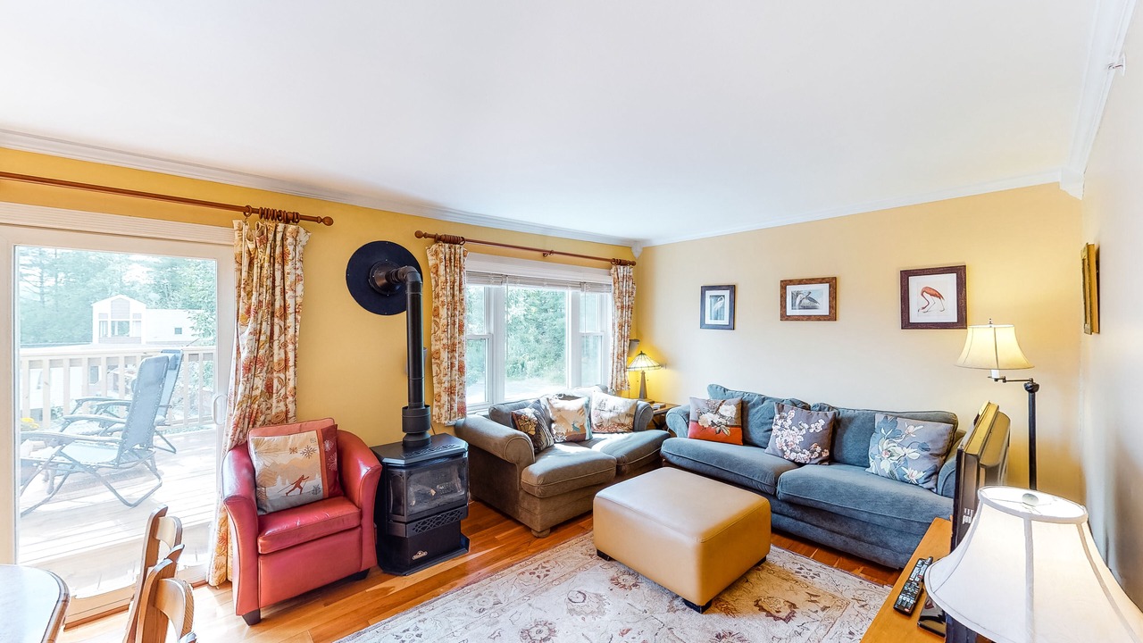 Photo of Livingroom in Stowe Area