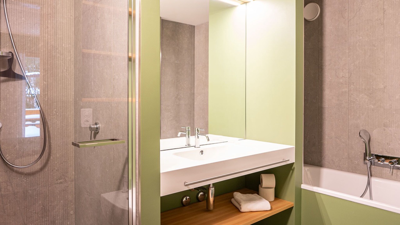 Photo of Bathroom in Surlej