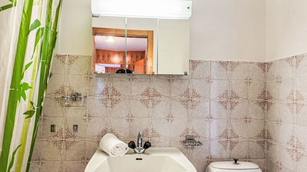 Photo of Bathroom in Saint-Pierre-de-Clages