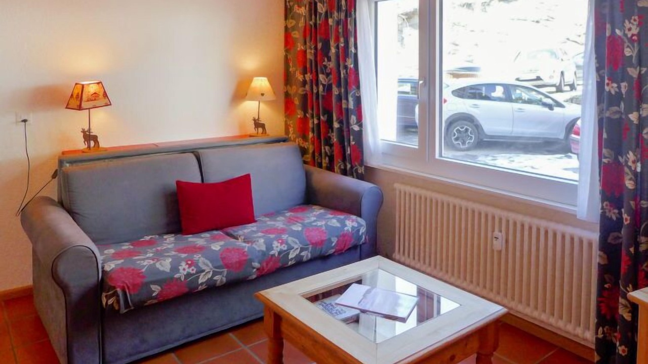 Photo of Livingroom in Lens