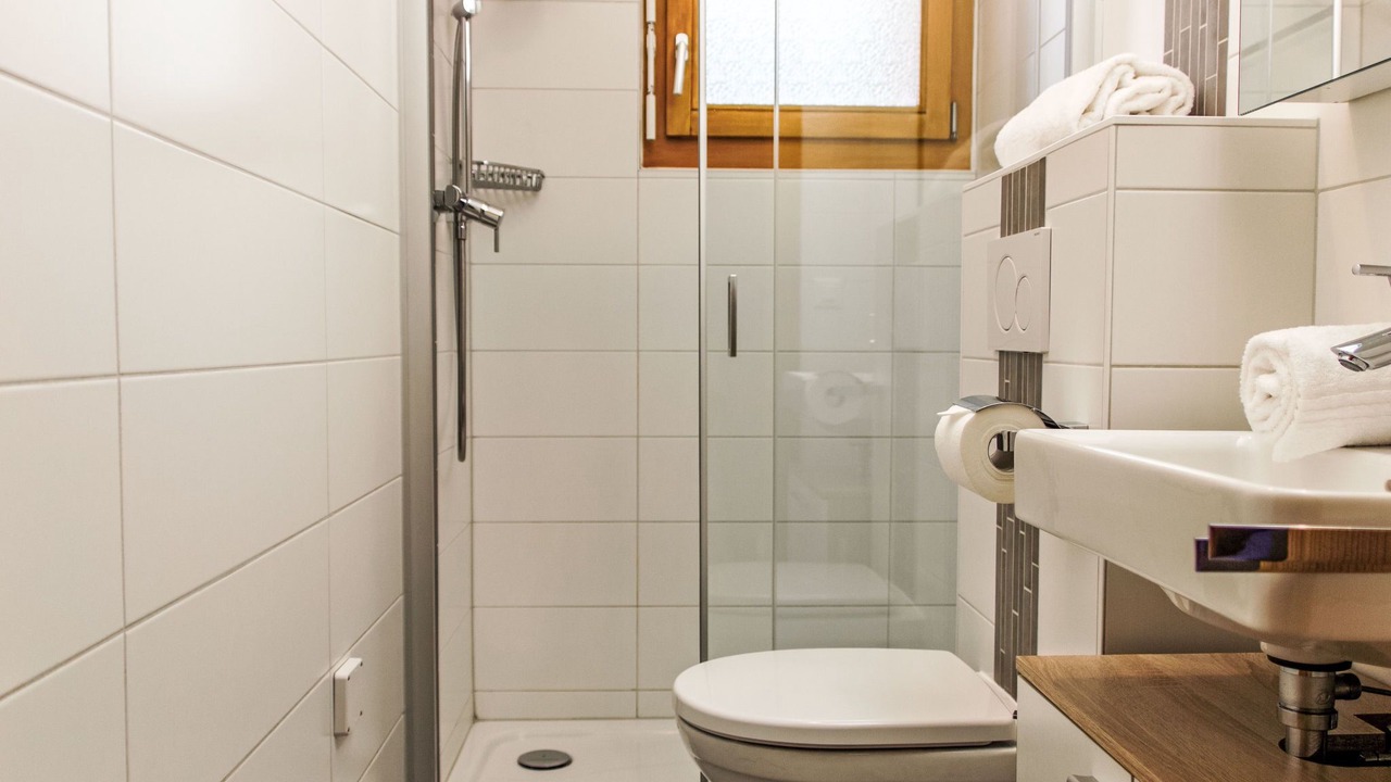 Photo of Bathroom in Saint-Pierre-de-Clages