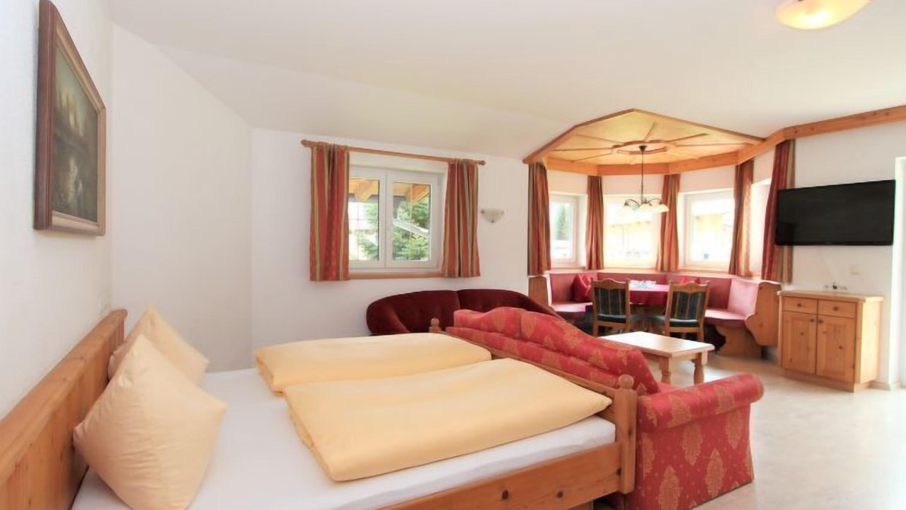 Photo of Livingroom in Stumm