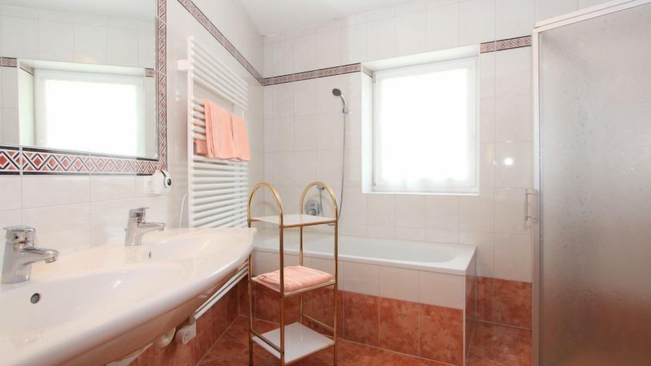 Photo of Bathroom in Stumm