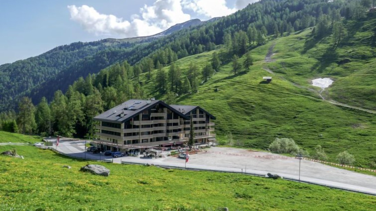 Photo of Outdoor in Noveli