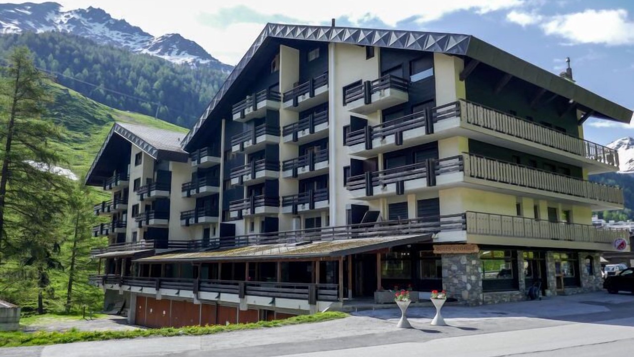 Photo of Outdoor in Noveli