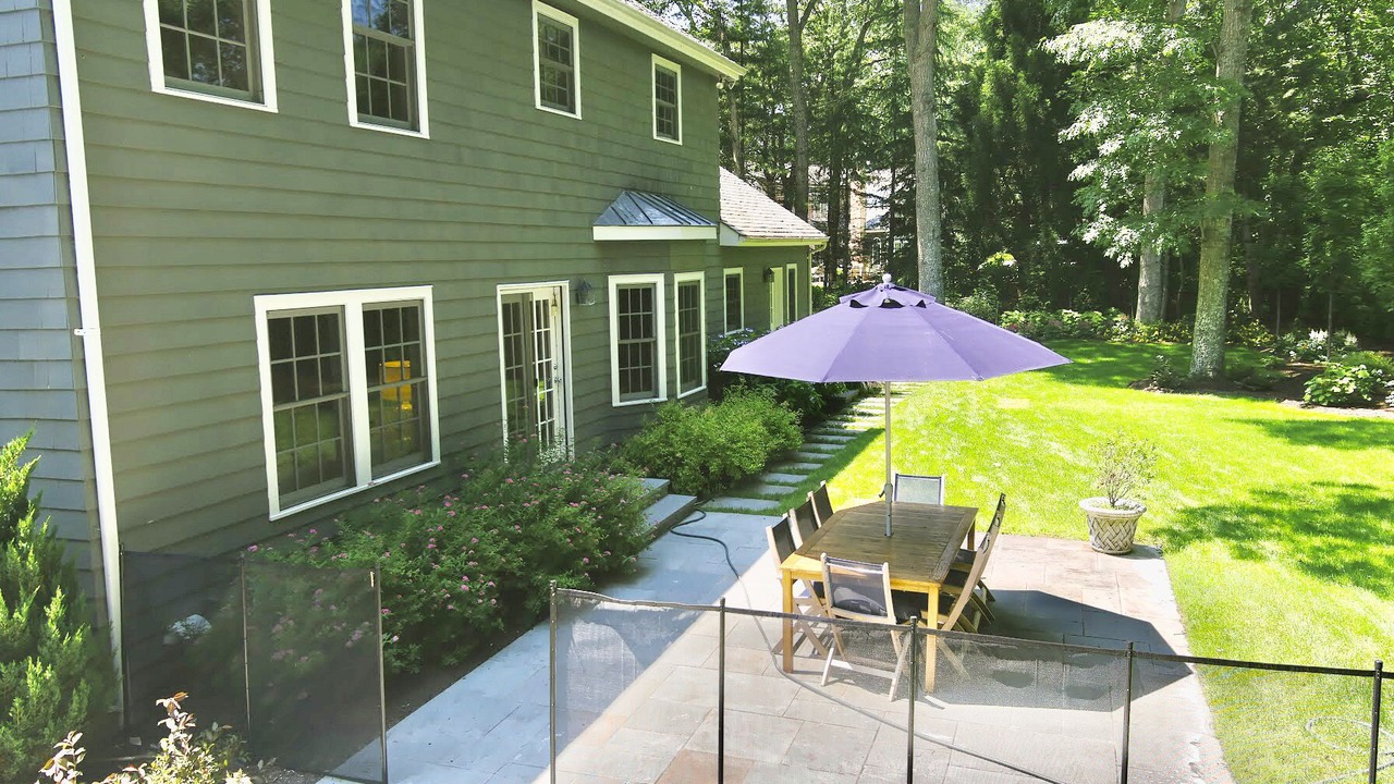 Photo of Outdoor in East Hampton North