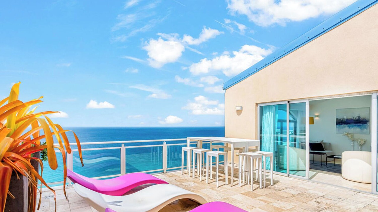 Photo of Outdoor in Maho