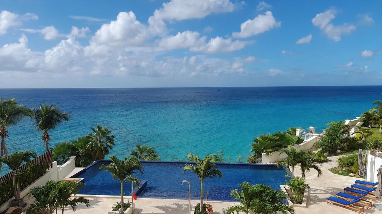Photo of Outdoor in Maho