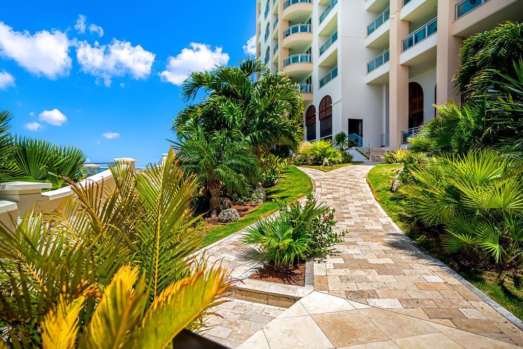 Photo of Outdoor in Maho