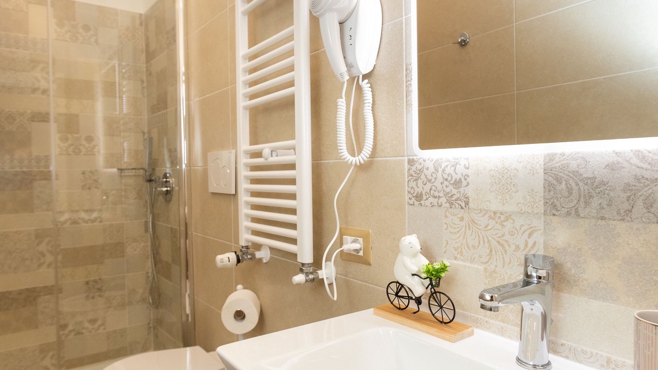 Photo of Bathroom in Esquilino