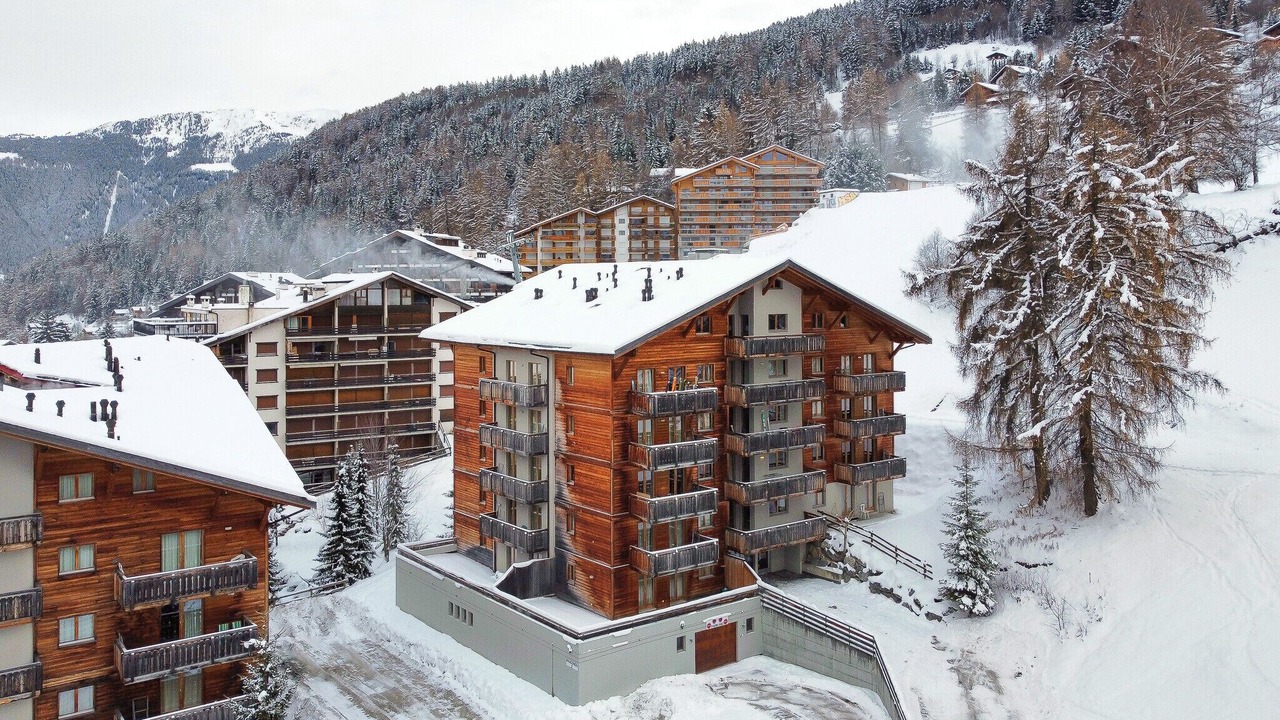 Photo of Outdoor in Saint-Pierre-de-Clages