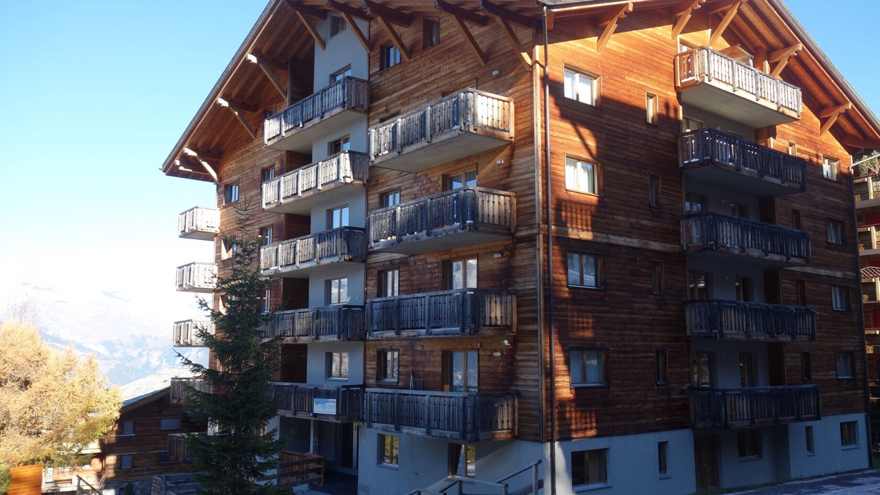 Photo of Outdoor in Saint-Pierre-de-Clages