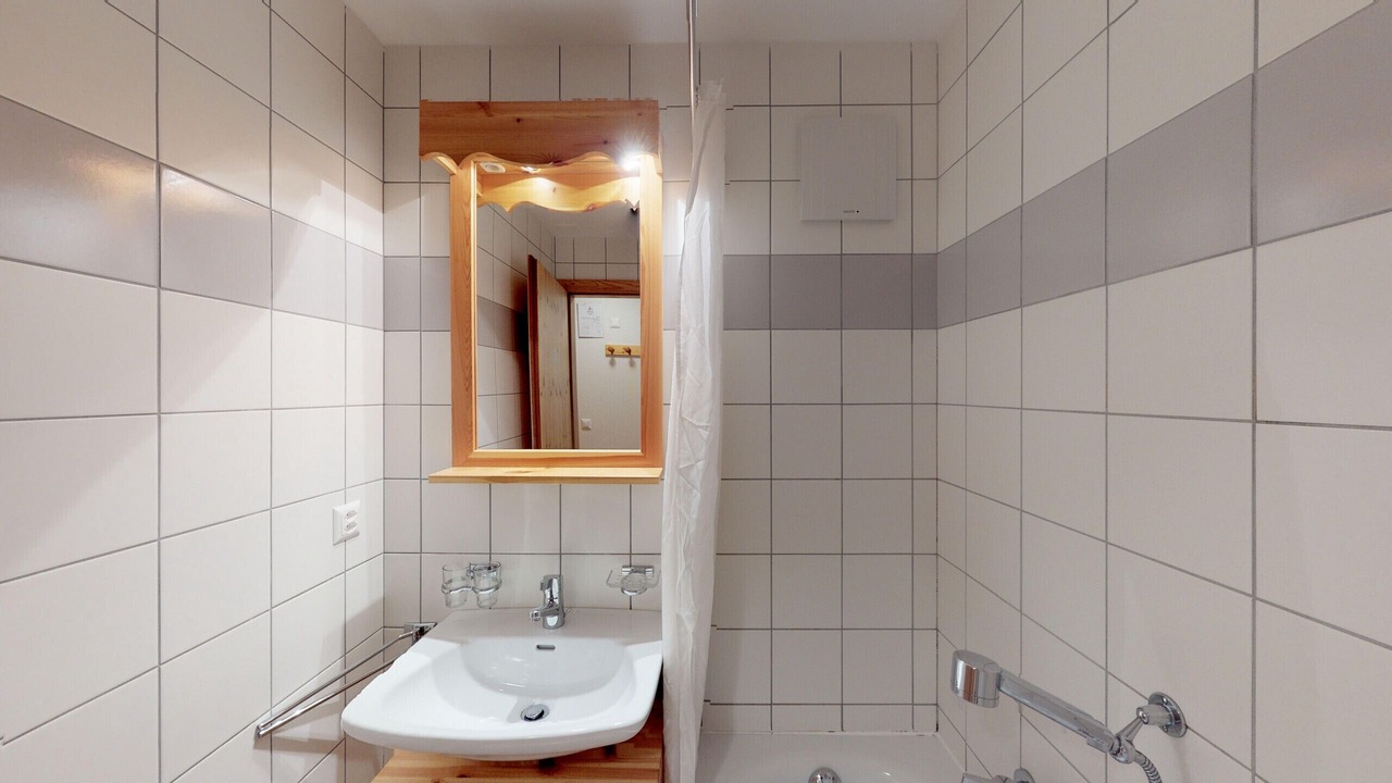 Photo of Bathroom in Saint-Pierre-de-Clages