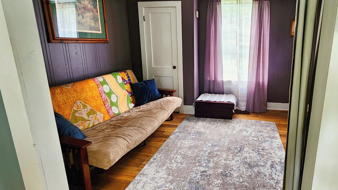 Photo of Livingroom in Newport