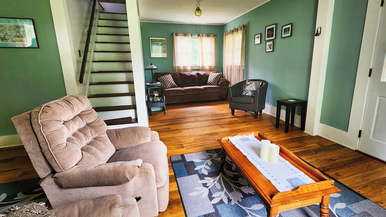 Photo of Livingroom in Newport