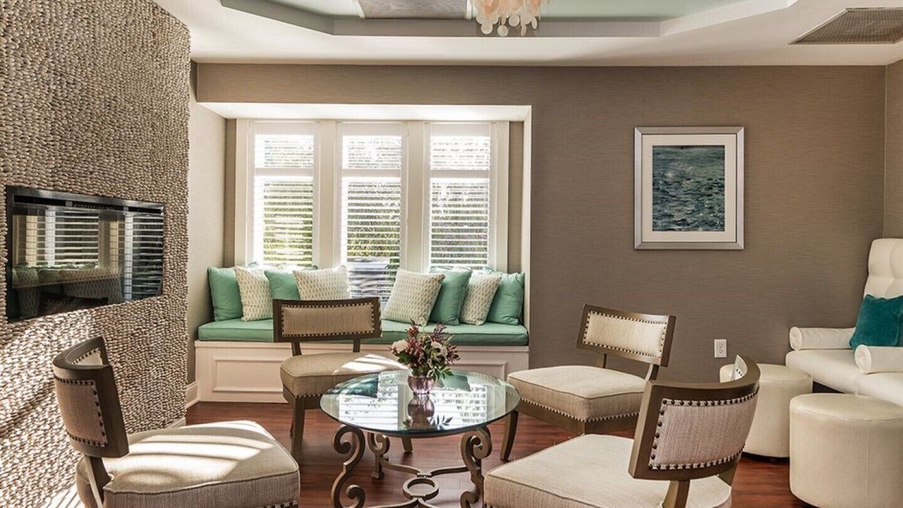 Photo of Livingroom in Westbrook Center