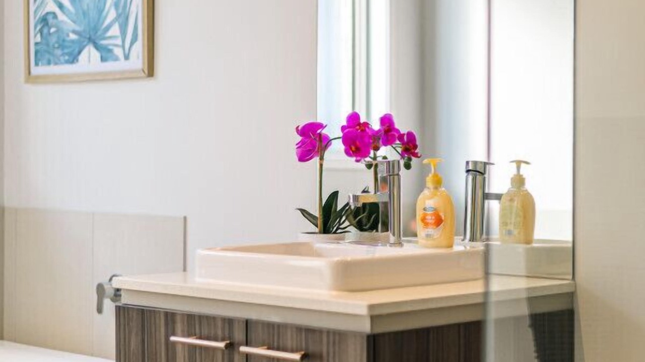 Photo of Bathroom in Sanctuary Lakes