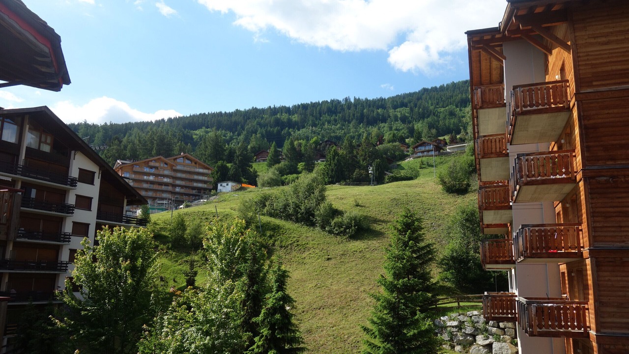 Photo of Outdoor in Saint-Pierre-de-Clages