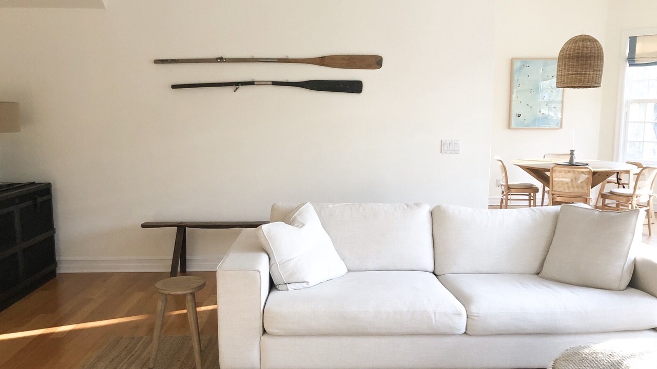 Photo of Livingroom in Southold