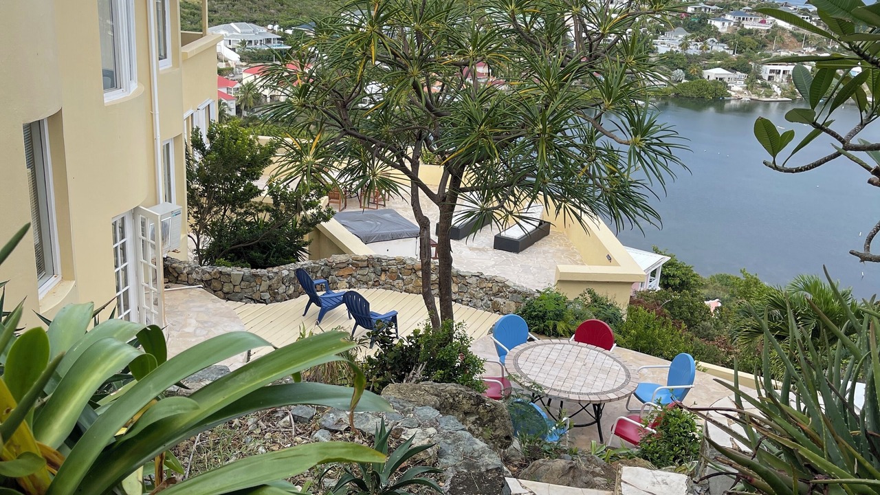 Photo of Outdoor in Oyster Pond