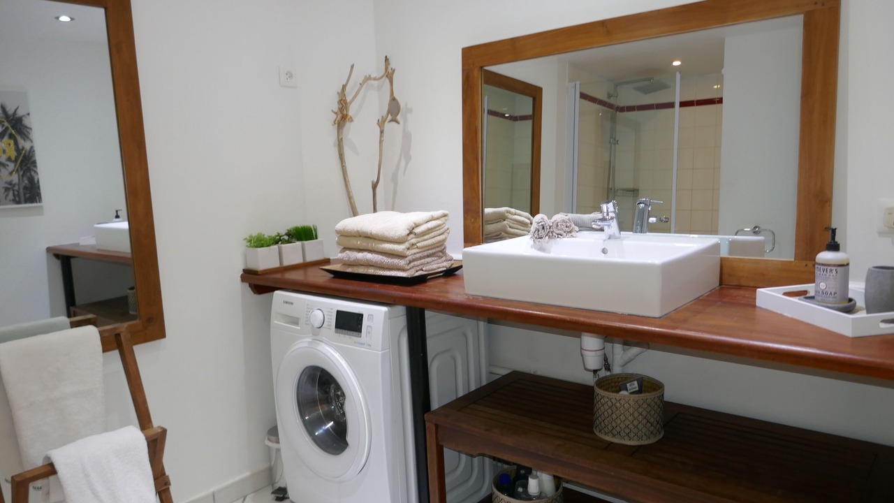 Photo of Bathroom in Orient Bay