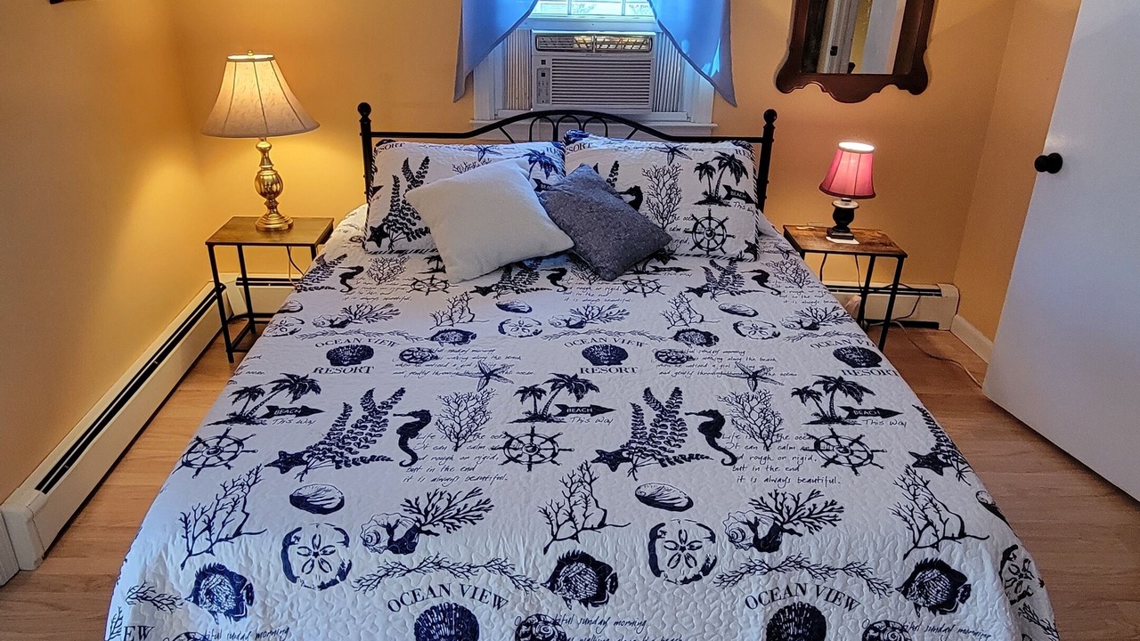 Photo of Bedroom in Niantic