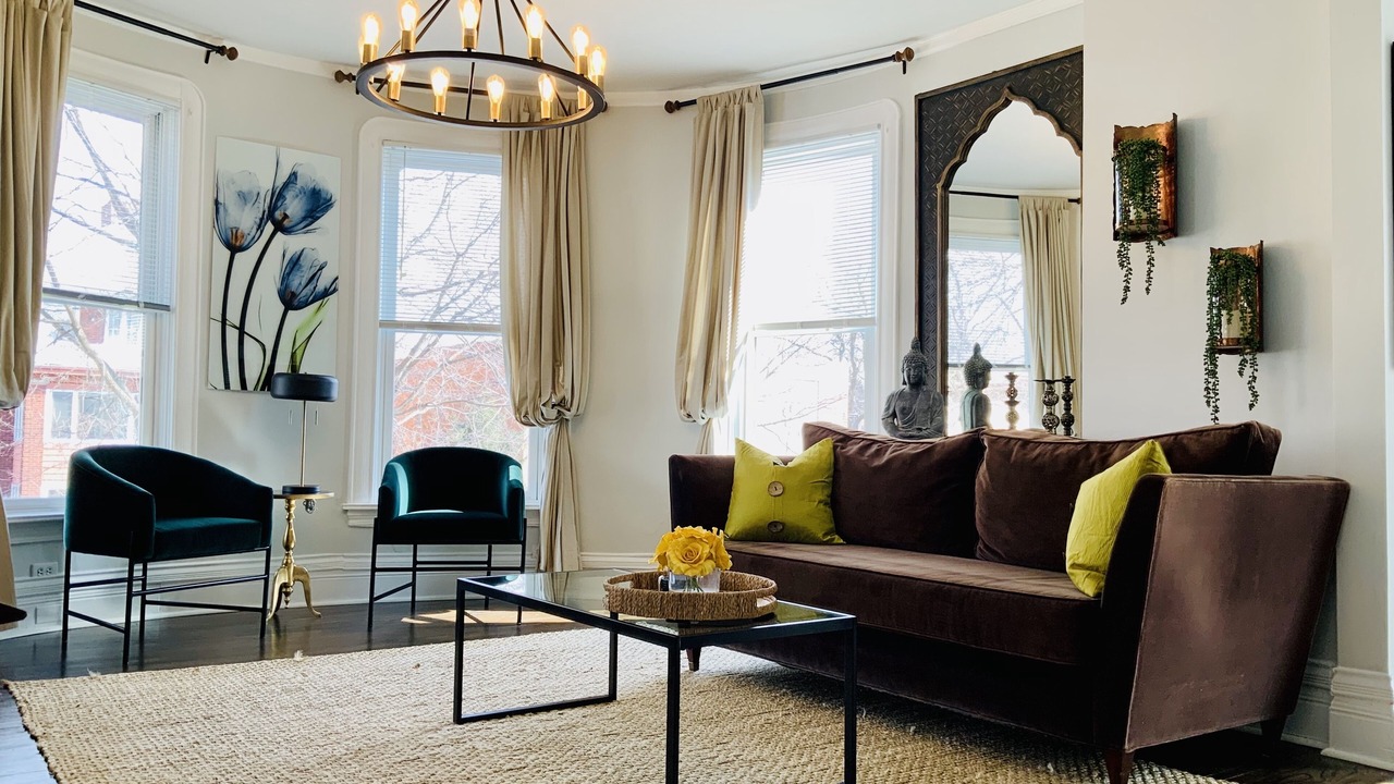 Photo of Livingroom in Oak Park