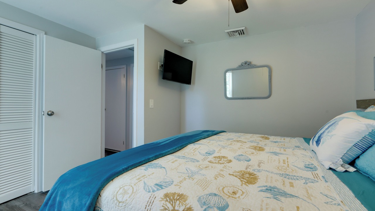 Photo of Bedroom in Niantic