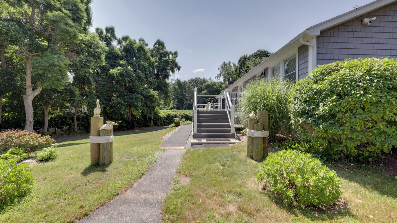 Photo of Outdoor in Niantic