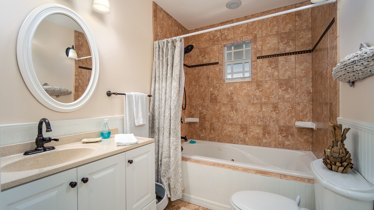 Photo of Bathroom in Cudjoe Key