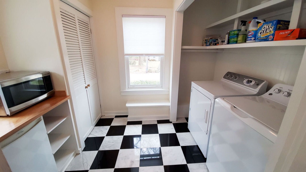 Photo of Kitchen in Madison Center