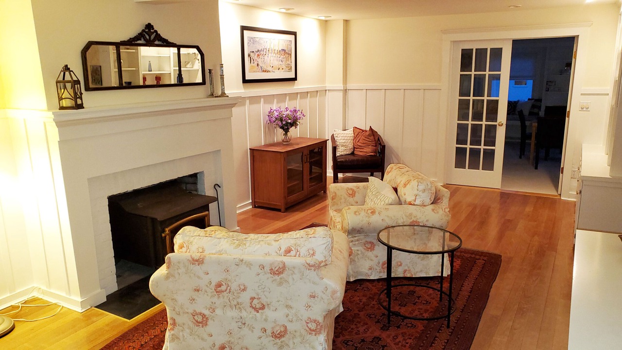 Photo of Livingroom in Madison Center