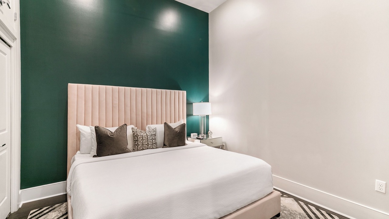 Photo of Bedroom in Lower Garden District