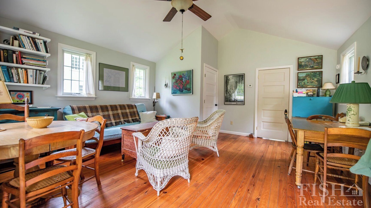Photo of Livingroom in Eagles Mere