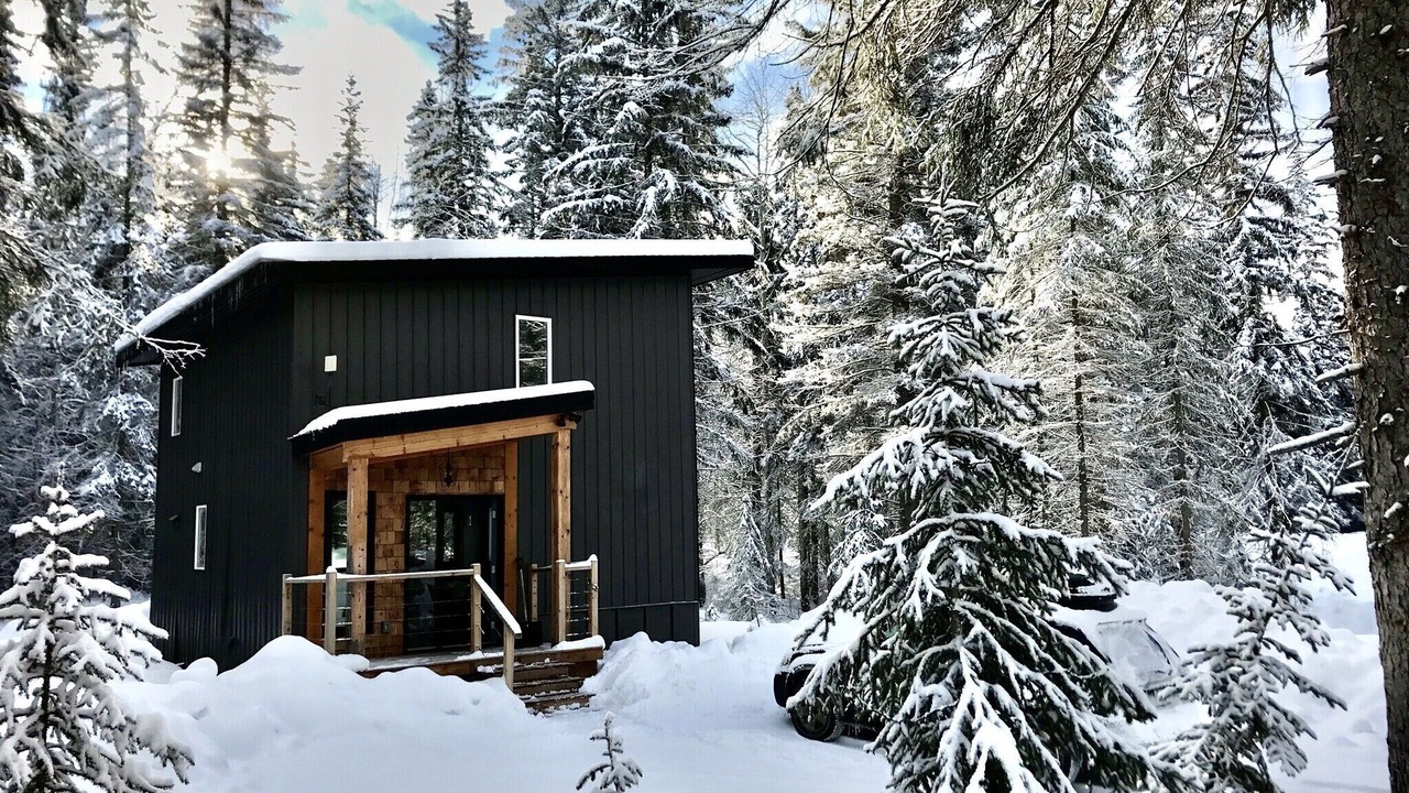 Photo of Outdoor in Golden