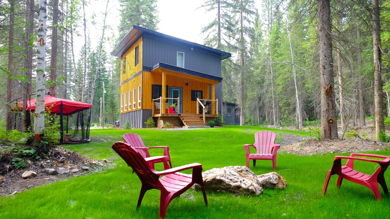 Photo of Outdoor in Golden