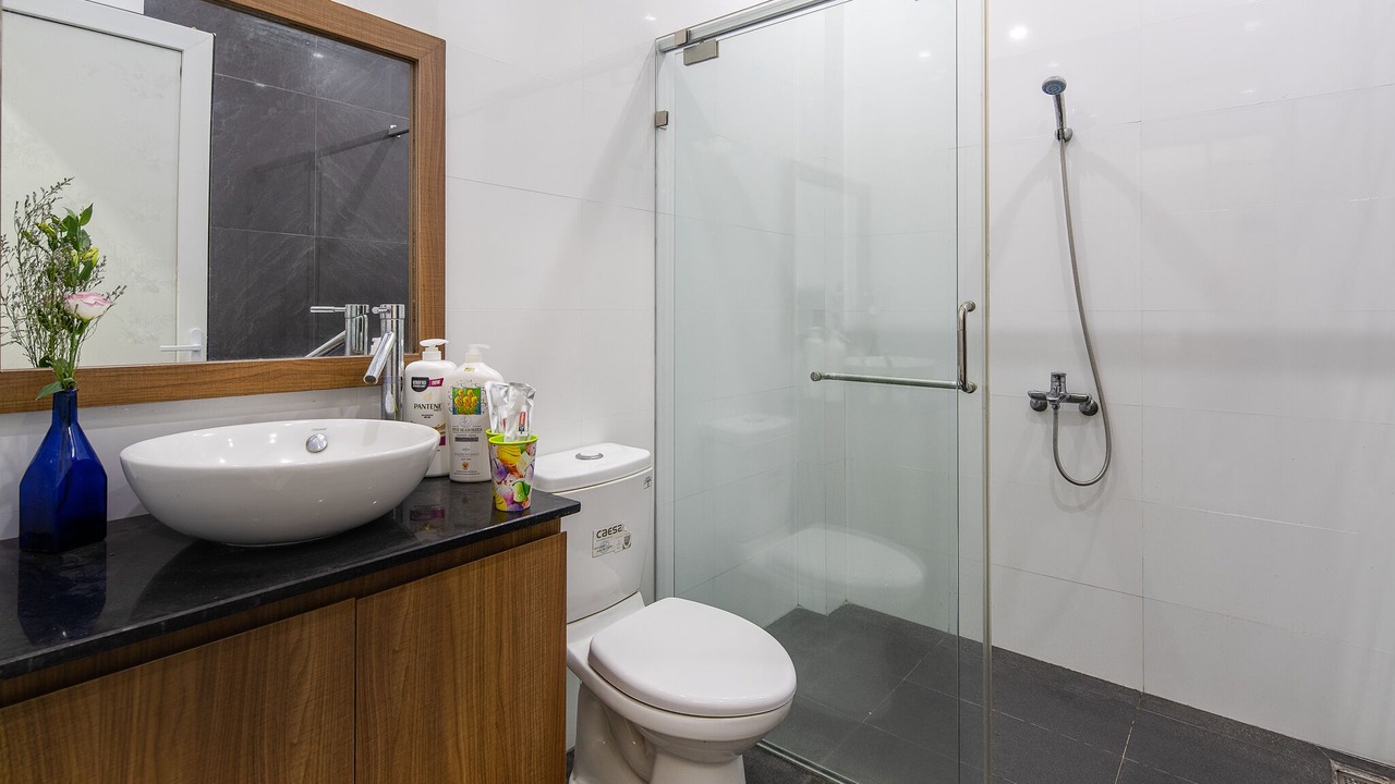Photo of Bathroom in Ngu Hanh Son