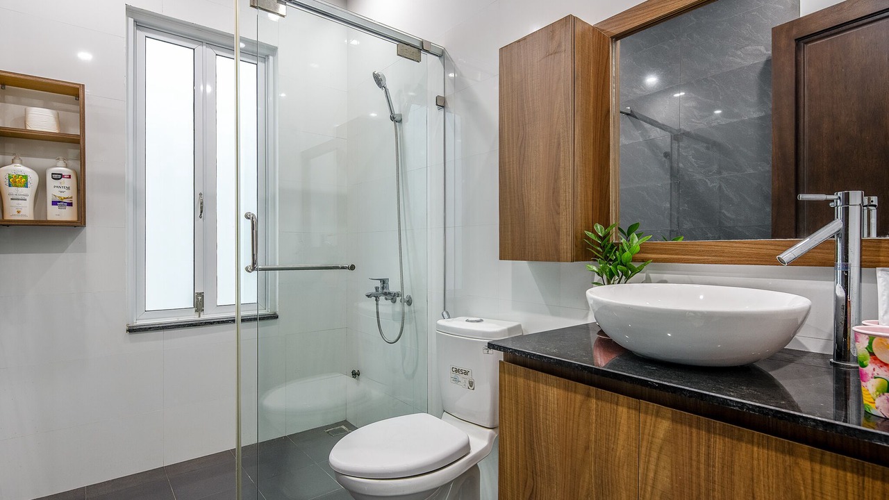 Photo of Bathroom in Ngu Hanh Son