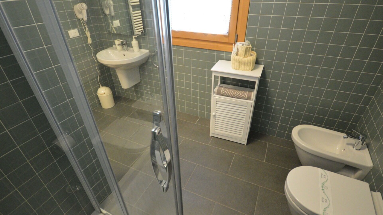 Photo of Bathroom in Raveo