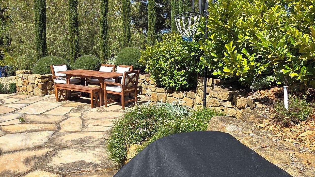 Photo of Outdoor in Woodside
