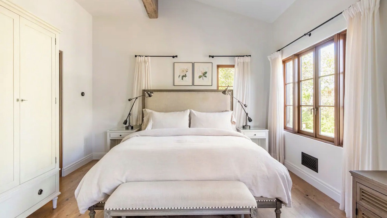 Photo of Bedroom in Woodside
