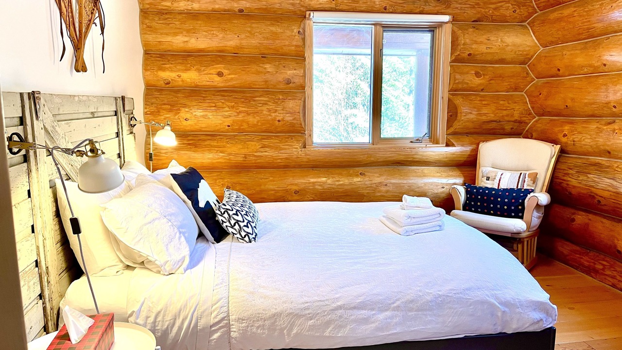 Photo of Bedroom in Golden