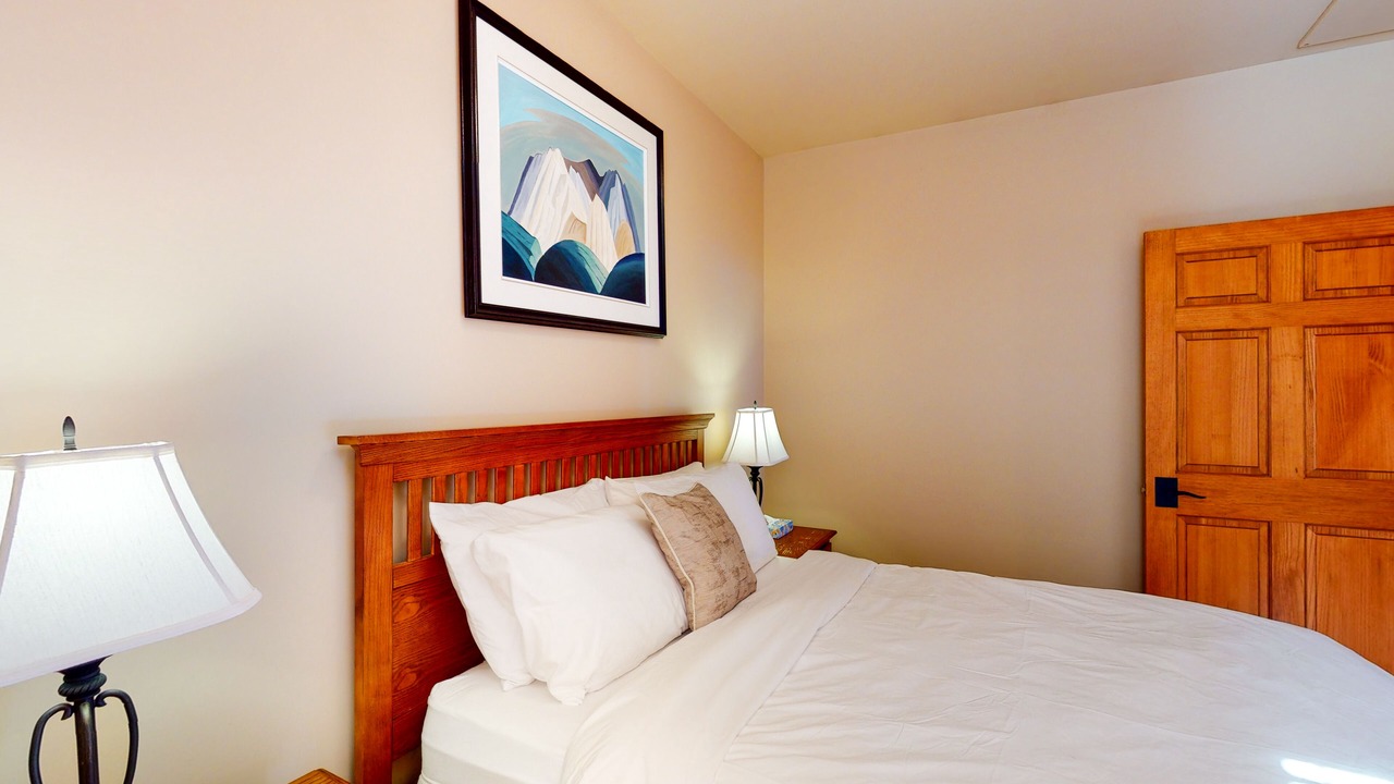 Photo of Bedroom in Big White Ski Resort