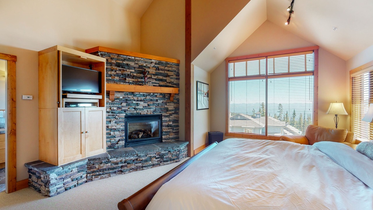 Photo of Bedroom in Big White Ski Resort